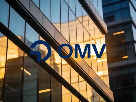 Abstrakte Darstellung moderner Finanzarchitektur bei Sonnenuntergang als Symbol für Unternehmensfinanzierung. - Foto: über boerse-global.de