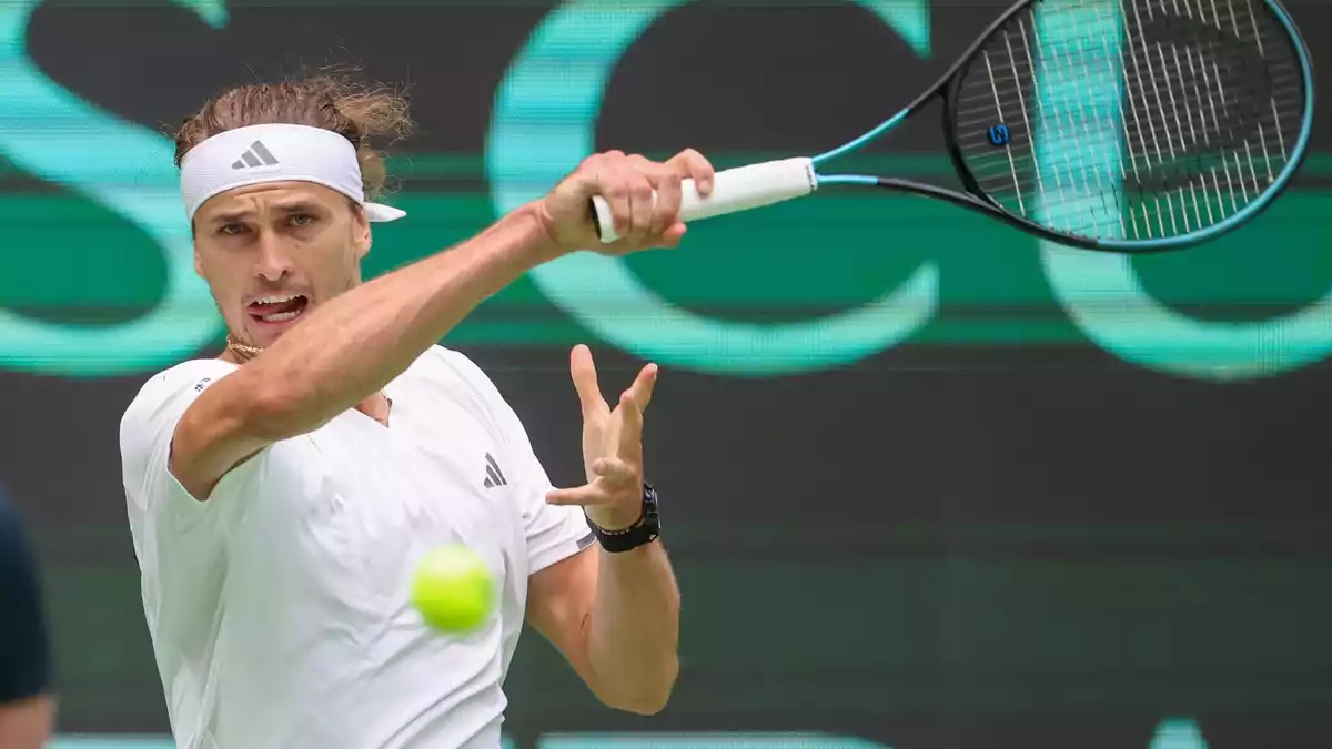 Alexander Zverev hat noch Ziele in diesem Tennisjahr. - Bild: Christoph Reichwein/dpa