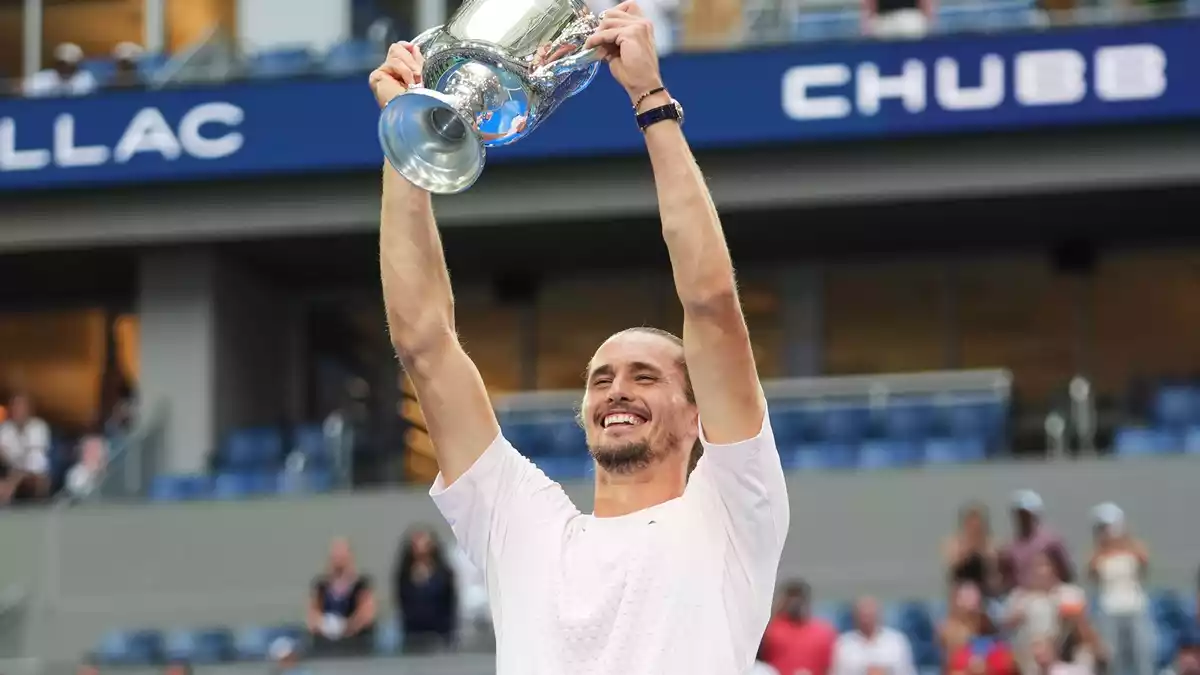 Zwei Grand-Slam-Titel gewonnen: So erfolgreich wie 2025 war Zverev noch nie. (Archivfoto) - Bild: Frank Franklin II/AP/dpa