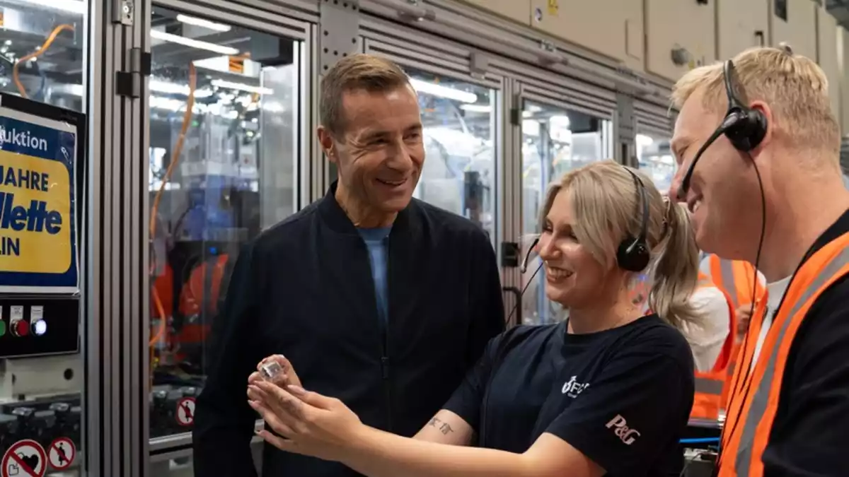 100 Jahre Klingenproduktion in Berlin / Gillette feiert ein Jahrhundert deutsche Fertigungsexzellenz im Herzen der Hauptstadt - Bild: presseportal.de