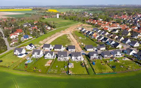 Begehrtes Eigenheim: Die Immobilienpreise in Deutschland sind sieben Quartale in Folge gestiegen. (Archivbild) - Foto: Jan Woitas/dpa/dpa-tmn