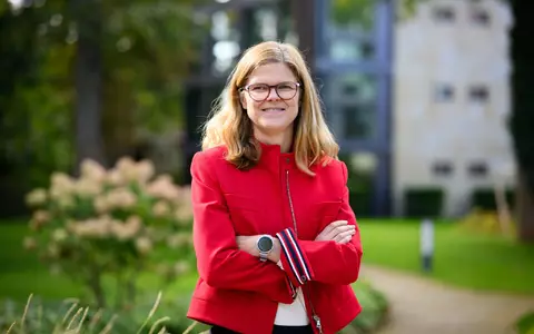 Die HPI-Chefin Daniela Gerd tom Markotten fordert die KI-Konzerne auf, ihre geschlossenen Systeme zu öffnen.  - Foto: Bernd von Jutrczenka/dpa