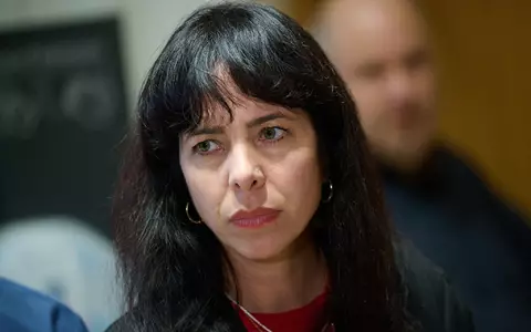Elif Eralp will für die Linke in das Rote Rathaus in Berlin einziehen. (Archivbild)  - Foto: Sebastian Gollnow/dpa