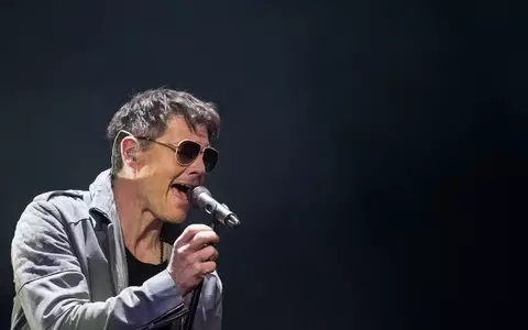 Da konnte er noch auf der Bühne singen: Harket bei einem Konzert in Stuttgart 2018. (Archivbild) - Foto: Marijan Murat/dpa