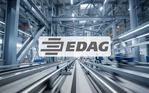 Abstrakte Darstellung von internationaler Industrietechnik und globaler Logistik in einer modernen Produktionshalle. - Foto: über boerse-global.de