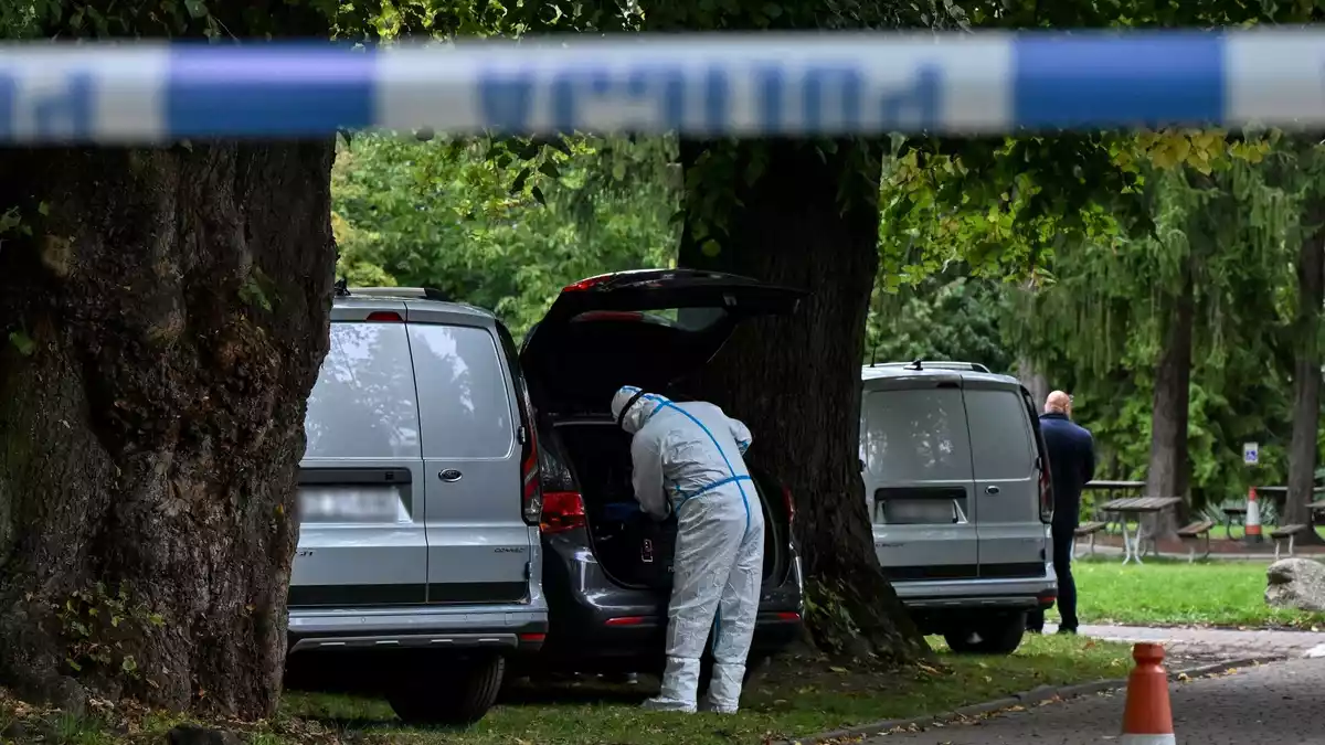 Unter den Opfern des Angriffs in Jaroslaw im Südosten des Landes sind vier Männer, drei davon Geistliche, sowie eine Frau. - Bild: Piotr Polak/PAP/dpa