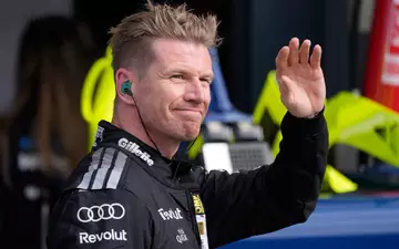 Nico Hülkenberg wird auch im zweiten Audi-Jahr fürs deutsche Team fahren. (Archivbild) - Foto: Darko Bandic/AP POOL/AP/dpa