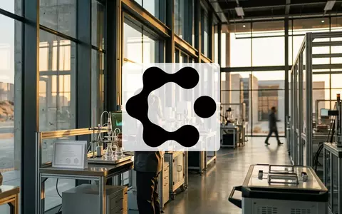 Abstrakte Darstellung einer modernen Industrie-Prüfanlage in den VAE mit Fokus auf Zertifizierung und Qualitätsstandards. - Foto: über boerse-global.de