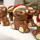 Die Weihnachtsproduktion beginnt schon im Sommer. - Bild: Christoph Reichwein/dpa