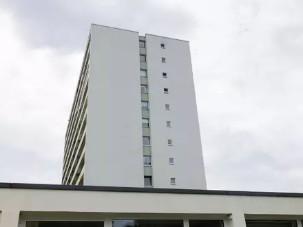 Nach dem Willen mehrerer Wohnungseigentümer sollte hier ein Kunstwerk entstehen - doch einer war dagegen. (Archivbild) - Foto: Rolf Vennenbernd/dpa