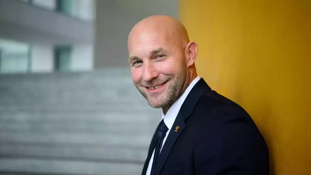 Sport-Staatsminister Ronald Rauhe hätte Olympia am liebsten im Jahr 2040 in Deutschland. (Archivbild) - Bild: Bernd von Jutrczenka/dpa