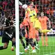 Marc-André ter Stegen war bei seinem Comeback schwer gefordert.   - Bild: Federico Gambarini/dpa