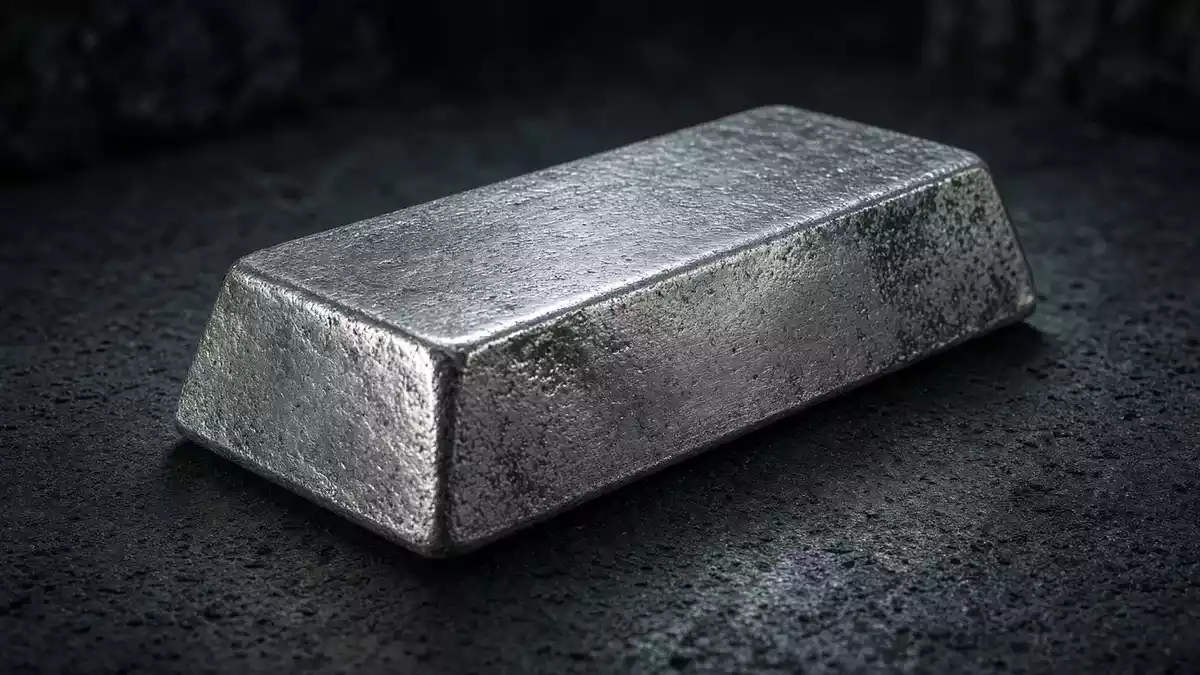 Silver Holds at $64.28 as Fed-Fueled Dollar Caps Gains