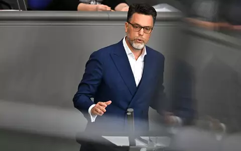 Robin Wagener ist Verteidigungspolitiker der Grünen-Bundestagsfraktion. (Archivfoto) - Foto: Elisa Schu/dpa