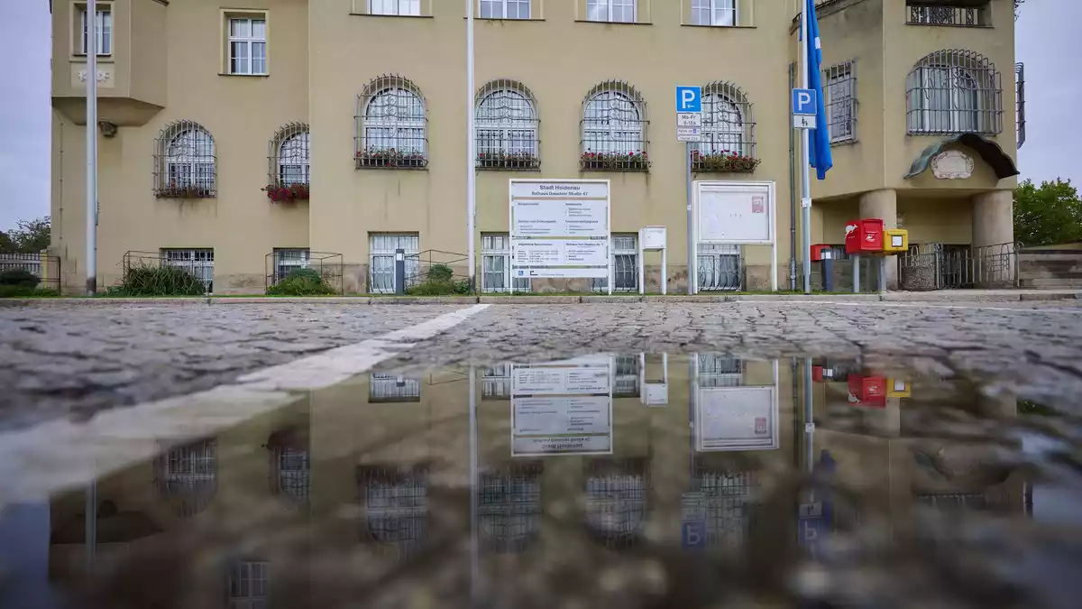 Der umstrittene Beschluss geht auf einen Antrag von CDU und AfD zurück.  - Bild: Robert Michael/dpa