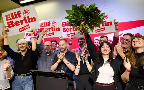 Linke-Spitzenkandidatin Elif Eralp will nach dem Wahlsieg ins Rote Rathaus.  - Foto: Sebastian Gollnow/dpa