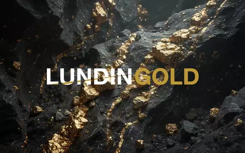 Goldhaltige Gesteinsformationen in einer dunklen geologischen Umgebung, die den Abbau und die Exploration symbolisieren. - Foto: über boerse-global.de