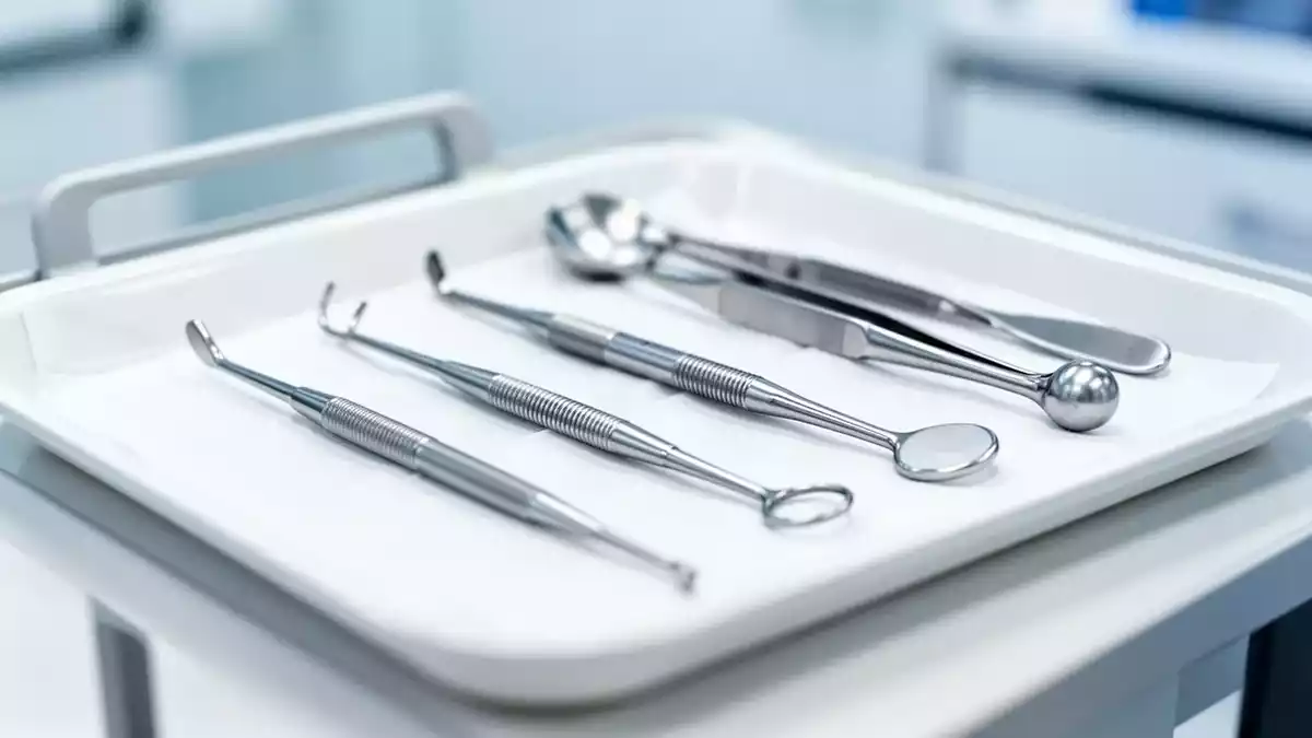 Fibrome entfernen: Risiken der Selbstbehandlung und sichere Methoden