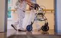 Der Pflegeversicherung droht im kommenden Jahr ein Milliardendefizit. (Symbolbild) - Foto: Christoph Schmidt/dpa