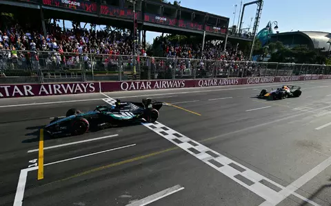 Ganz knappes Finish in Aserbaidschan. - Foto: Andrej Isakovic/Pool AFP/AP/dpa