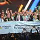 Die bayerische Delegation hat Grund zur Freude. - Bild: Marijan Murat/dpa