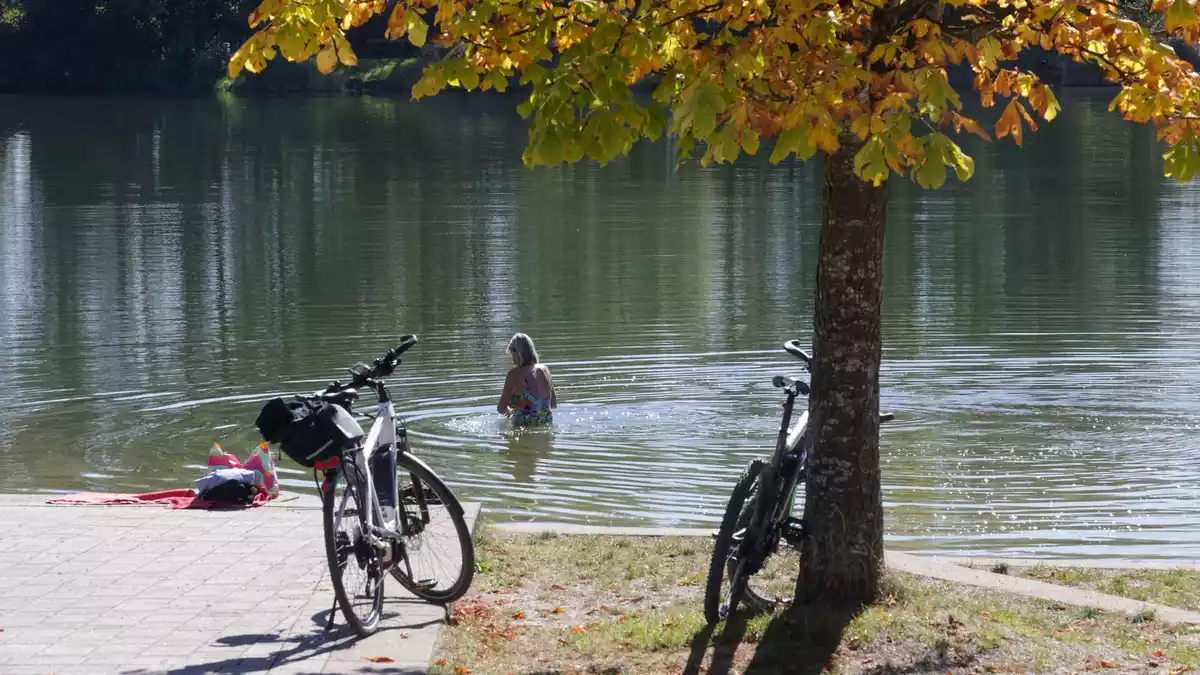 Der Altweibersommer sorgt aktuell für bestes Ausflugswetter. (Symbolbild) - Bild: Thomas Warnack/dpa