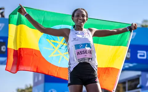 Tigst Assefa aus Äthiopien ist in Berlin nicht zu schlagen. (Archivbild) - Foto: Andreas Gora/dpa