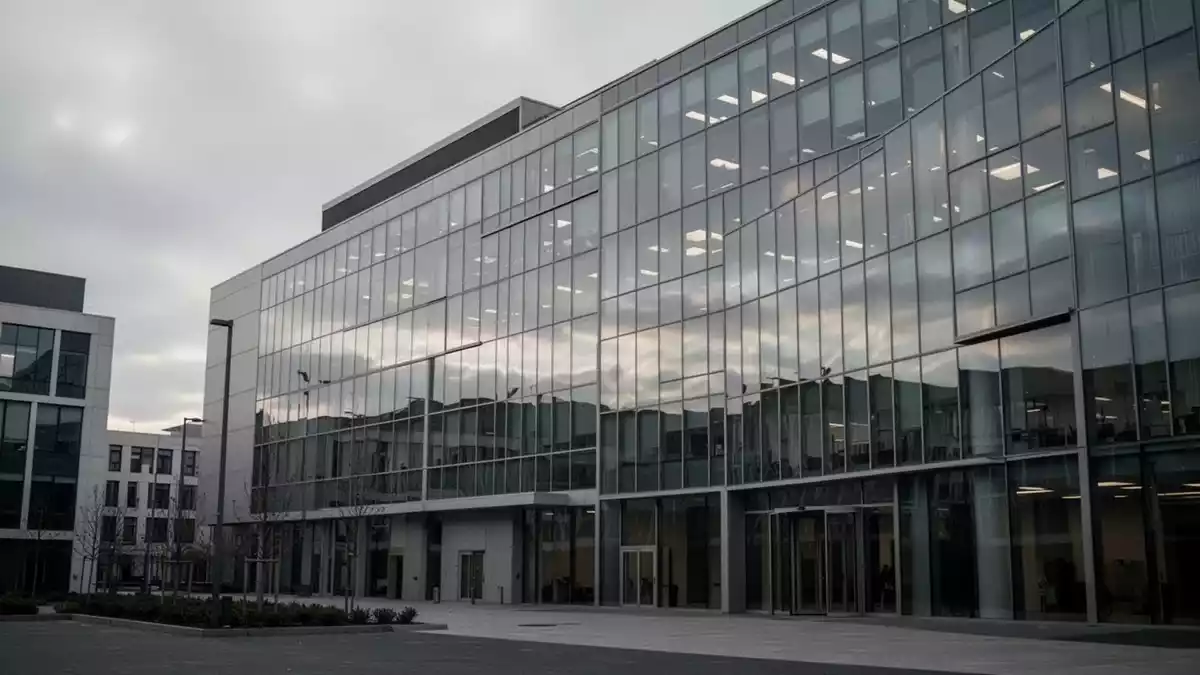 United Internet plant 800 Stellen abzubauen und Kosten zu senken
