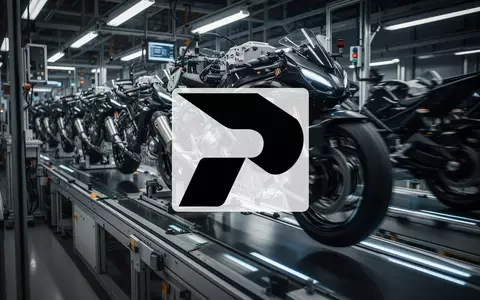 Moderne industrielle Fertigungsstraße für Motorräder in einer hochtechnisierten Fabrikumgebung. - Foto: über boerse-global.de