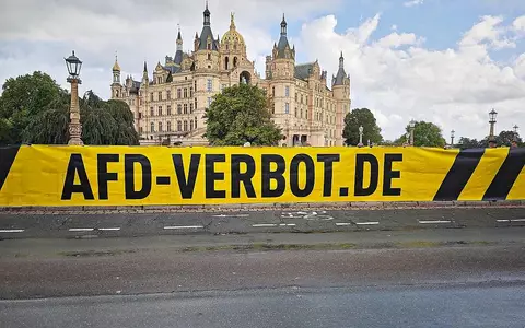 Demo für AfD-Verbot vor dem Landtag von Mecklenburg-Vorpommern (Archiv) - Foto: via dts Nachrichtenagentur