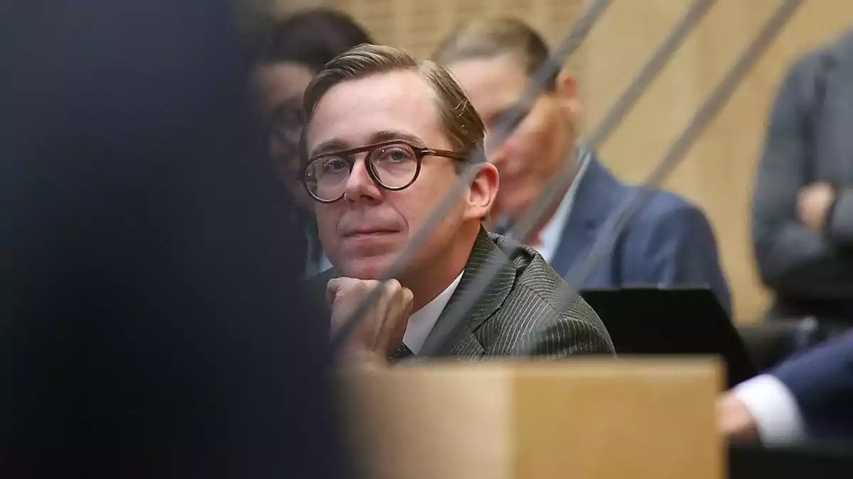 Amthor hat Strandkorb fürs Kanzleramt selbst bezahlt