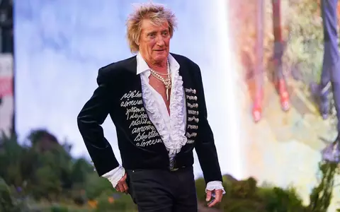 Rod Stewart hat seine letzte Tournee angekündigt. Für vier Auftritt führt diese ihn auch nach Deutschland. (Archivbild) - Foto: Alberto Pezzali/Invision/dpa