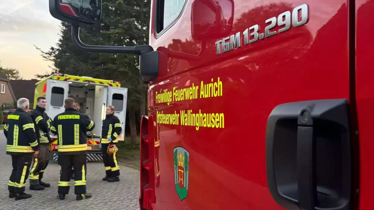 FW-AUR: Dreimal Tragehilfe geleistet - Bild: presseportal.de