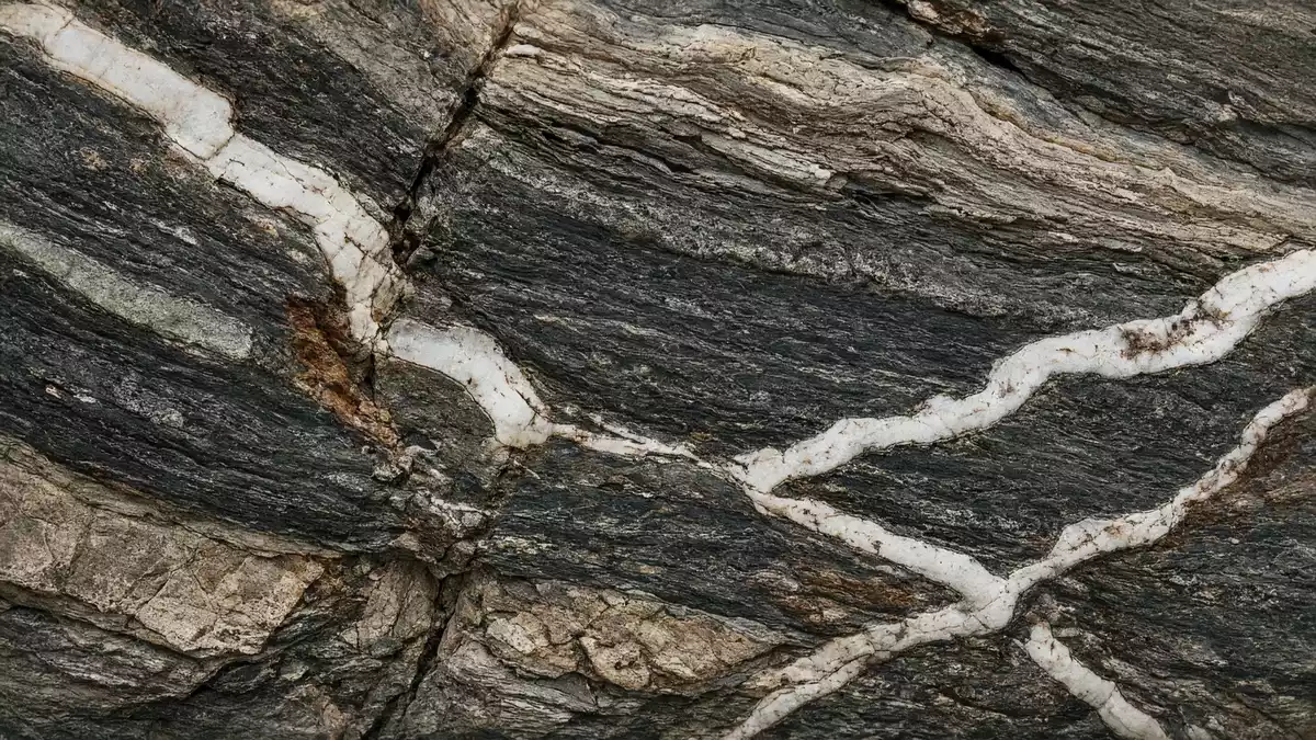 Primary Hydrogen: Neuer Fund stärkt Wasserstoffexploration, Bohrstart folgt