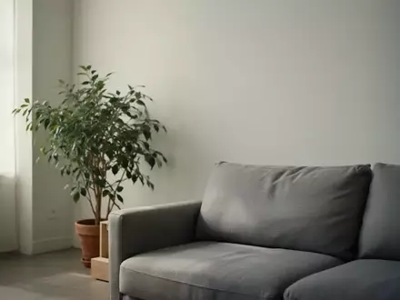 Symbolbild: helles, minimalistisch eingerichtetes Wohnzimmer - Foto: über boerse-global.de