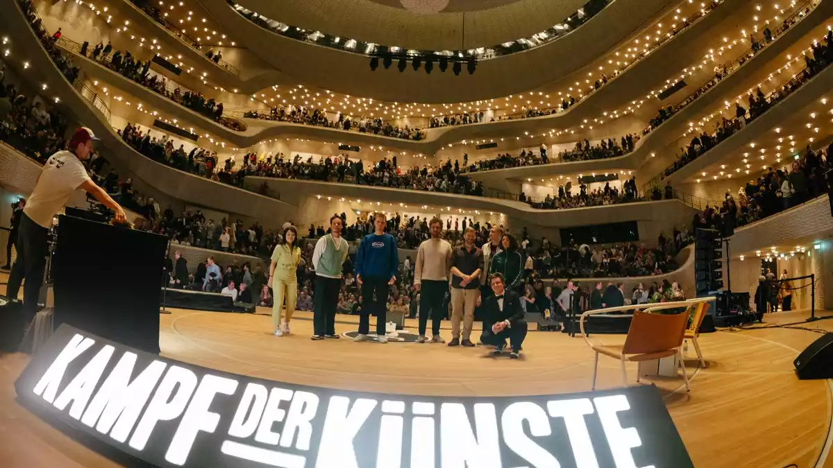 Wer hat das Zeug für einen Comedy-Auftritt in der Elbphilharmonie? - Bild: presseportal.de