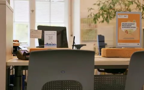 Arbeitsplatz in einer Behörde (Archiv) - Foto: via dts Nachrichtenagentur