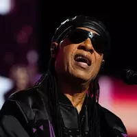 «Wir leben seit fünfzig Jahren mit Songs in the Key of Life, aber es gibt noch mehr zu hören», so Stevie Wonder. (Archivbild)  - Foto: Erin Hooley/AP/dpa