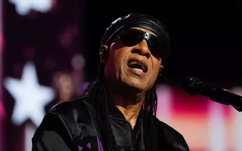«Wir leben seit fünfzig Jahren mit Songs in the Key of Life, aber es gibt noch mehr zu hören», so Stevie Wonder. (Archivbild)  - Foto: Erin Hooley/AP/dpa