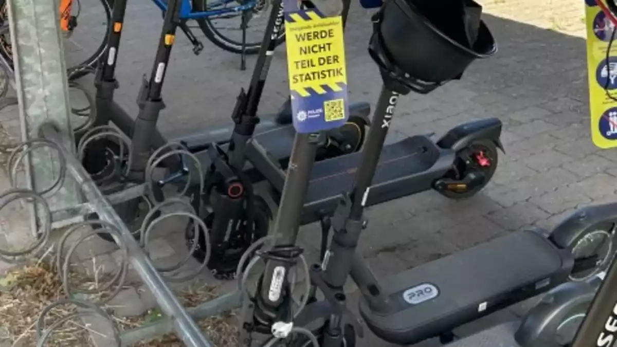 POL-OF: Mit dem E-Scooter ans Ziel: Aber sicher! - Präventionsaktion an Schule; Polizei sucht Zeugen nach Diebstahl von Grabsteinkreuz; und mehr - Bild: presseportal.de