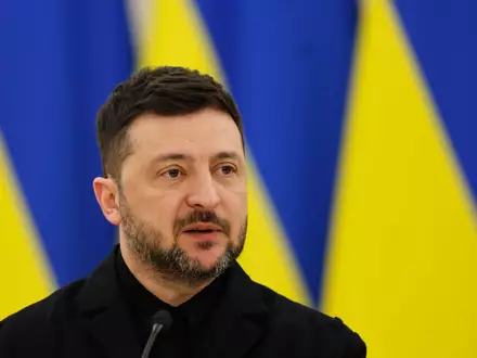 Der ukrainische Präsident Wolodymyr Selenskyj wirft Moskau nach weiteren Angriffen Terrorismus vor. (Archivbild) - Foto: Mindaugas Kulbis/AP/dpa