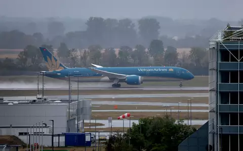 Eine Boeing 787-9 wie diese war Mitte August am Münchner Flughafen über die Startbahn hinausgeschossen und konnte gerade noch abheben. (Symbolbild) - Foto: Karl-Josef Hildenbrand/dpa