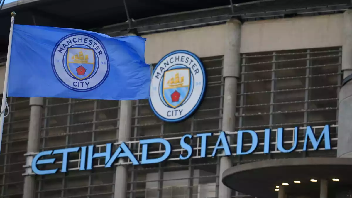 Manchester City ist wegen Verstößen gegen die Finanzregeln der Premier League zwischen den Spielzeiten 2009/10 und 2017/18 für schuldig befunden worden. (Symbolbild) - Bild: Lindsey Parnaby/dpa