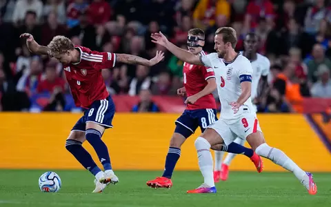 Harry Kane (rechts) traf erneut für England. - Foto: Petr David Josek/AP/dpa