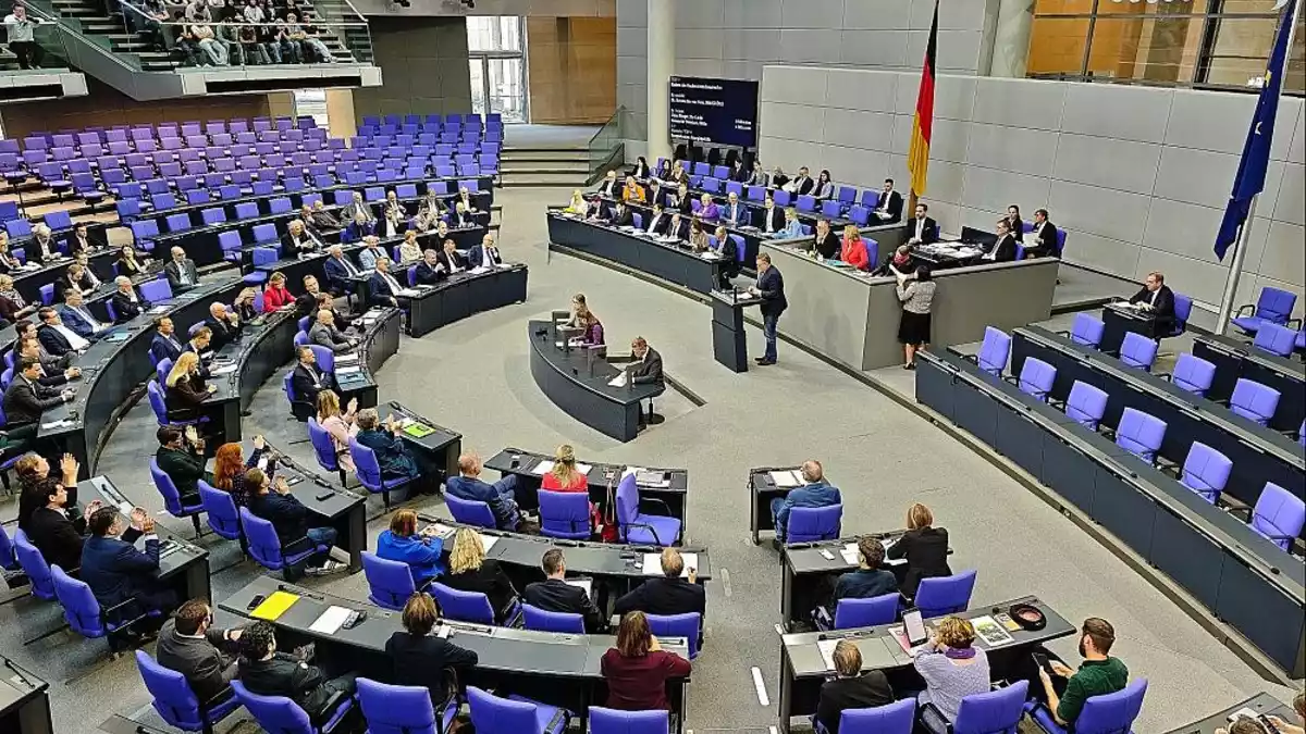 SPD-Expertin Klose fordert Einbeziehung von Abgeordneten in Rente