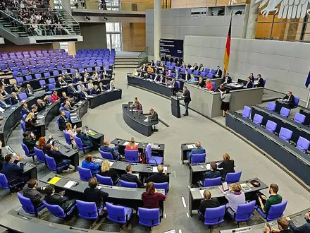Bundestagssitzung (Archiv) - Foto: via dts Nachrichtenagentur