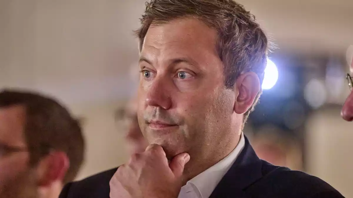 SPD-Chef und Finanzminister Lars Klingbeil sagt, Reformen in der Pflege seien nötig - dabei geht es auch um viel Geld. - Bild: Thomas Frey/dpa