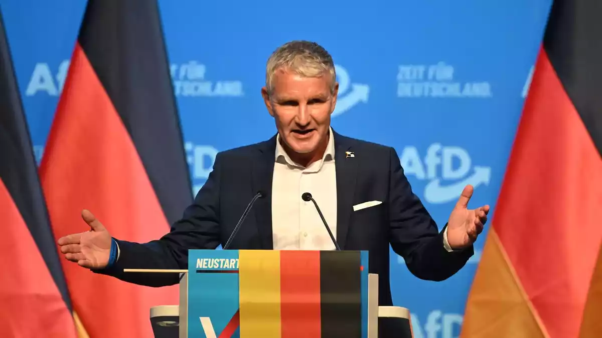 Thüringens AfD mit Björn Höcke an der Spitze gilt als besonders radikal. (Archivbild) - Bild: Katharina Kausche/dpa