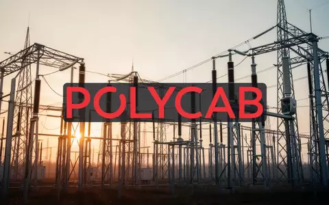 Moderne Hochspannungs-Infrastruktur und Stromnetz bei Sonnenuntergang als Symbol für Energie und industrielle Kraft. - Foto: über boerse-global.de
