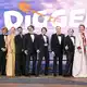 Der Cast von «Digger» bei der Weltpremiere in London. (Archivbild) - Bild: Scott Garfitt/Invision/dpa